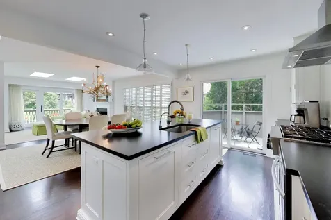 32 Warrington Drive Lake Bluff IL 60044