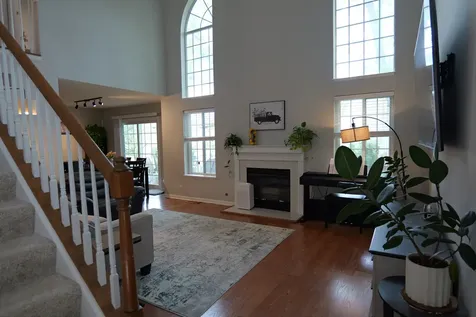 99 Townsend Circle Naperville IL 60565