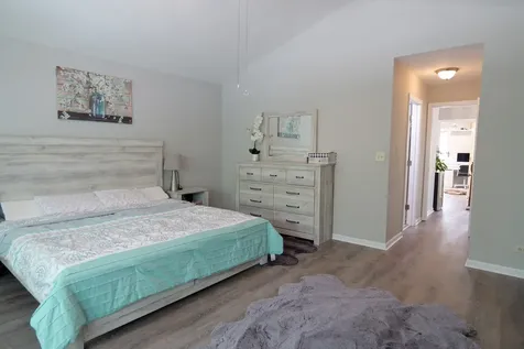 99 Townsend Circle Naperville IL 60565