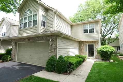 99 Townsend Circle Naperville IL 60565
