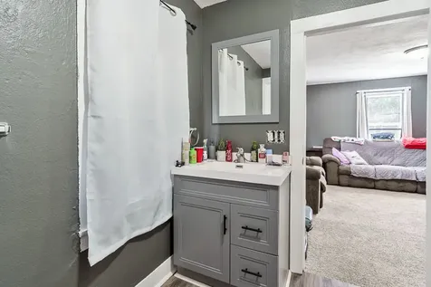 604 East Pleasant Street Belvidere IL 61008