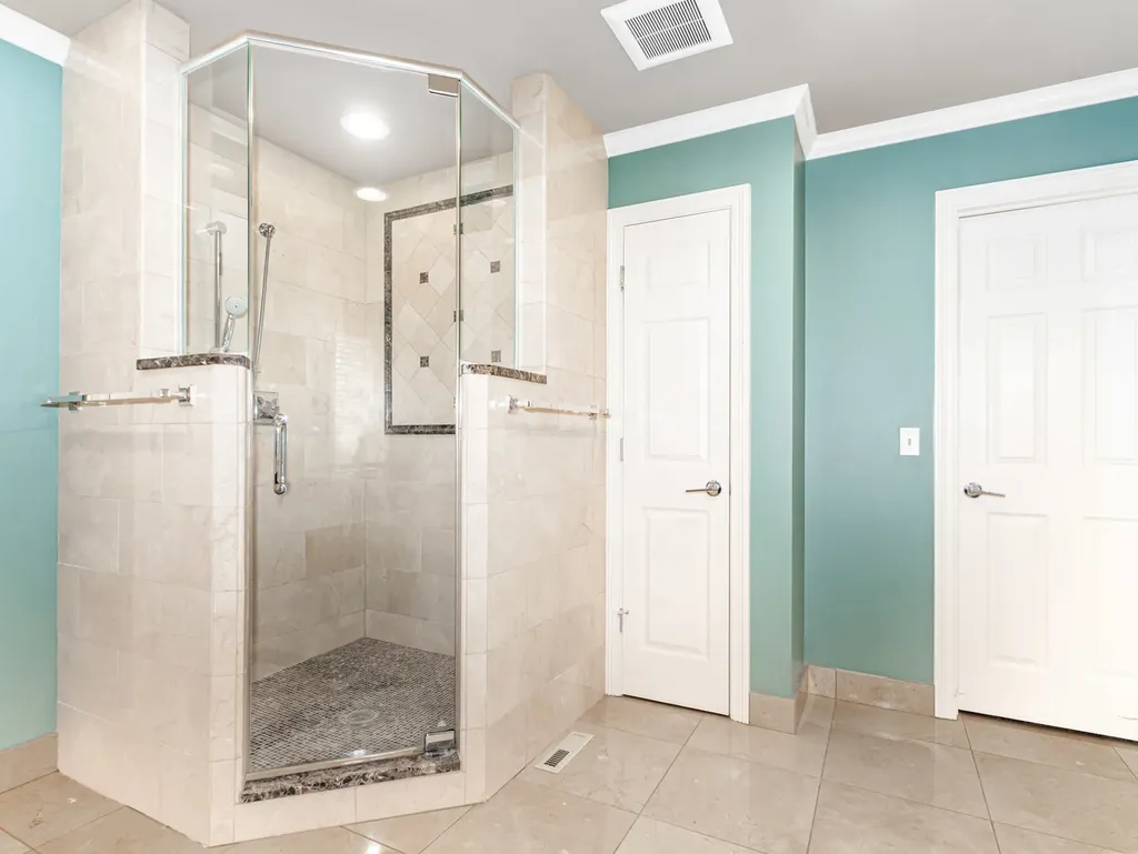 1035 Sheringham Drive Naperville IL 60565