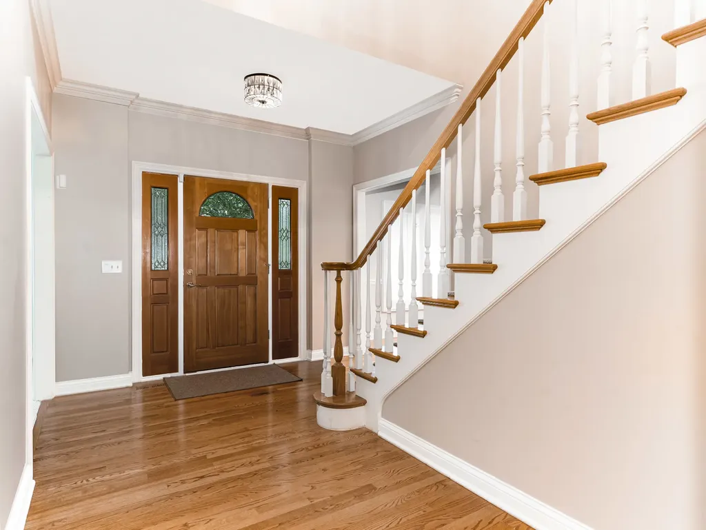 1035 Sheringham Drive Naperville IL 60565