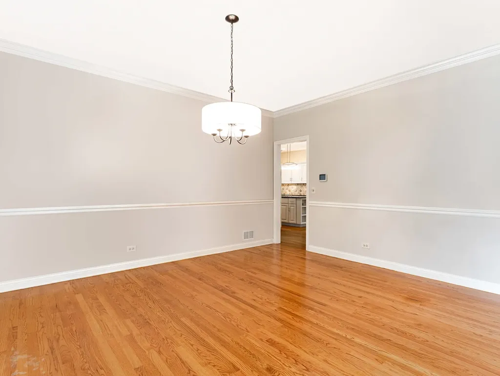 1035 Sheringham Drive Naperville IL 60565