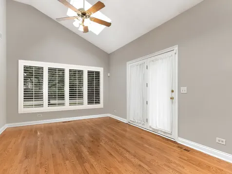 1035 Sheringham Drive Naperville IL 60565