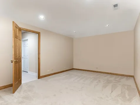 1035 Sheringham Drive Naperville IL 60565