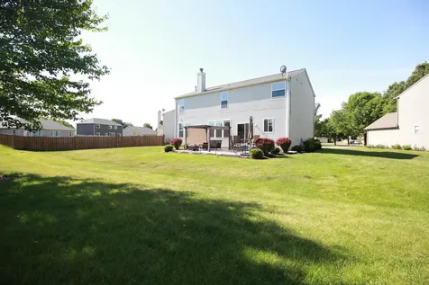 4 Catalpa Court Bolingbrook IL 60490