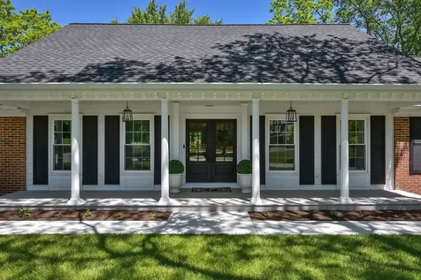 132 Halkirk Circle Inverness IL 60067