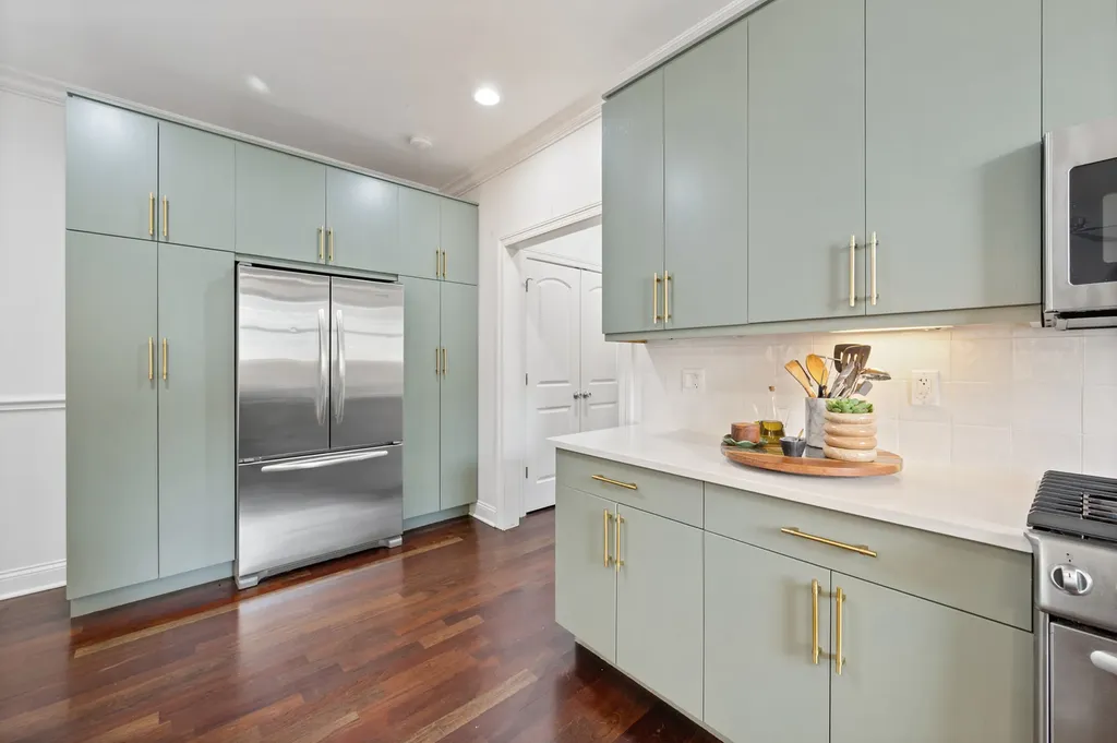 2219 North Campbell Avenue Chicago IL 60647