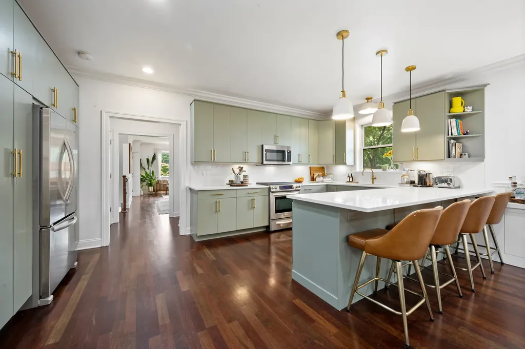 2219 North Campbell Avenue Chicago IL 60647