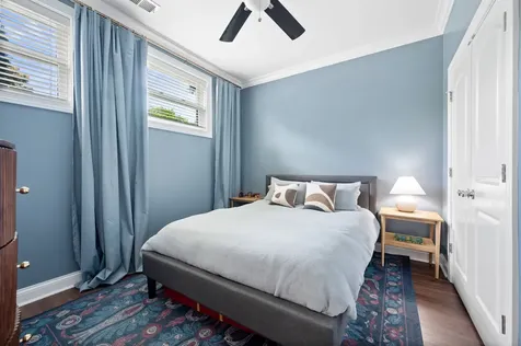2219 North Campbell Avenue Chicago IL 60647