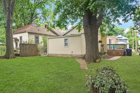 536 West Grove Street Bloomington IL 61701