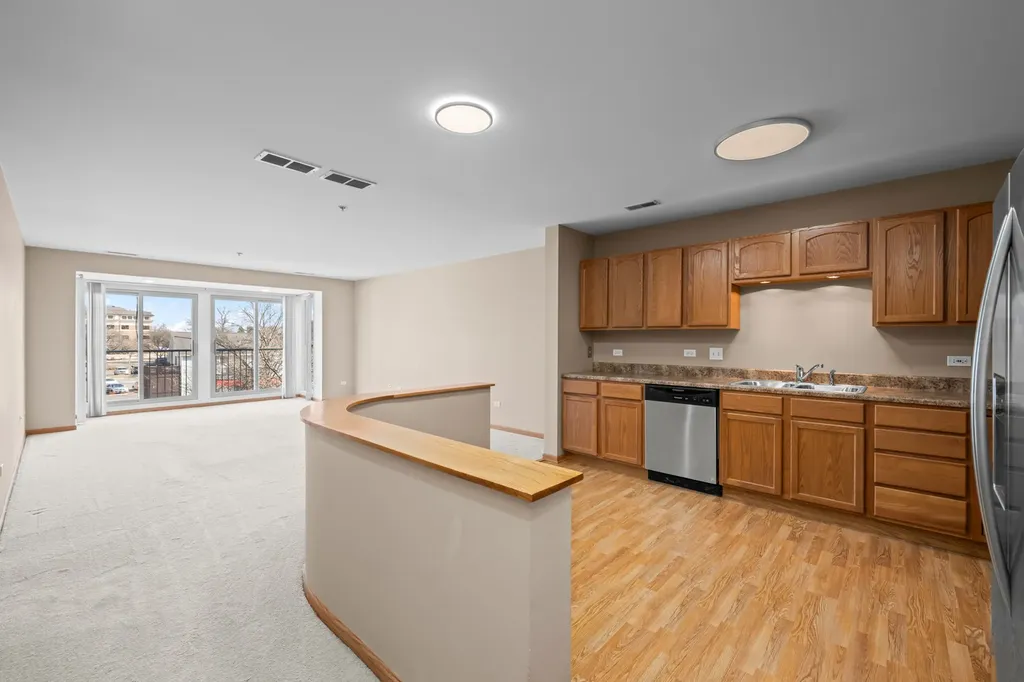 100 North Bokelman Street Roselle IL 60172
