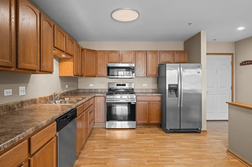 100 North Bokelman Street Roselle IL 60172