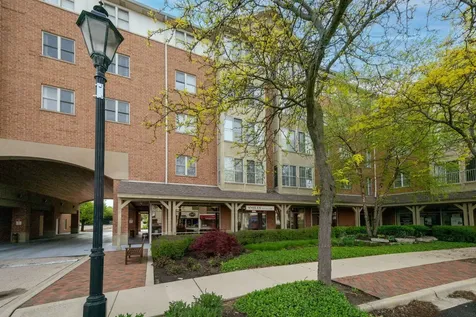 100 North Bokelman Street Roselle IL 60172