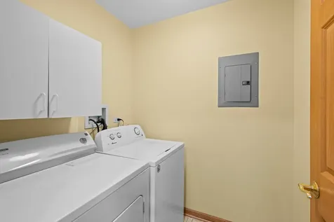 100 North Bokelman Street Roselle IL 60172