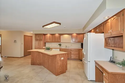 29285 South 80th Avenue Peotone IL 60468