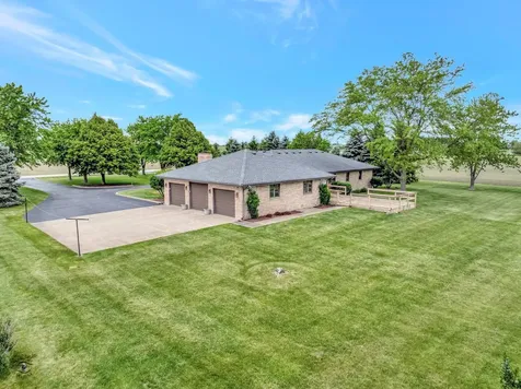 29285 South 80th Avenue Peotone IL 60468