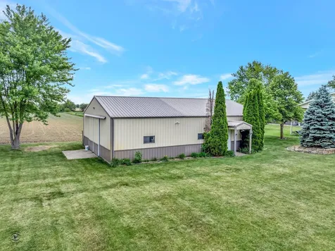 29285 South 80th Avenue Peotone IL 60468
