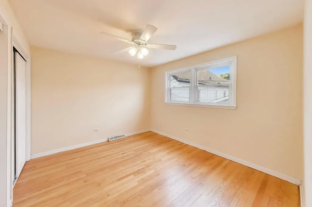 2972 South Loomis Street Chicago IL 60608