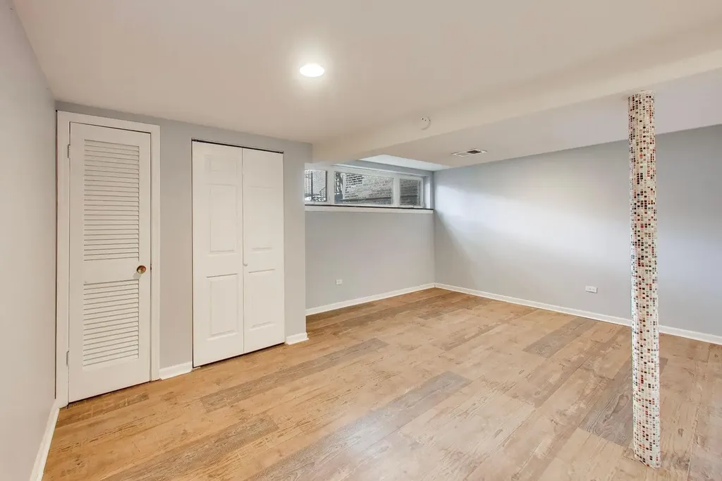 2972 South Loomis Street Chicago IL 60608