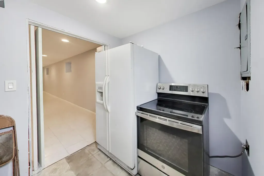 2972 South Loomis Street Chicago IL 60608