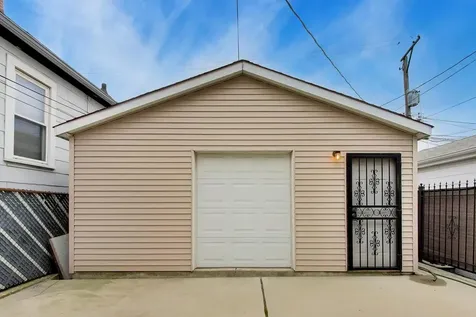 2972 South Loomis Street Chicago IL 60608