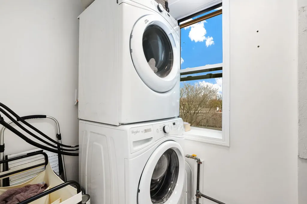 958 West Willow Street Chicago IL 60614