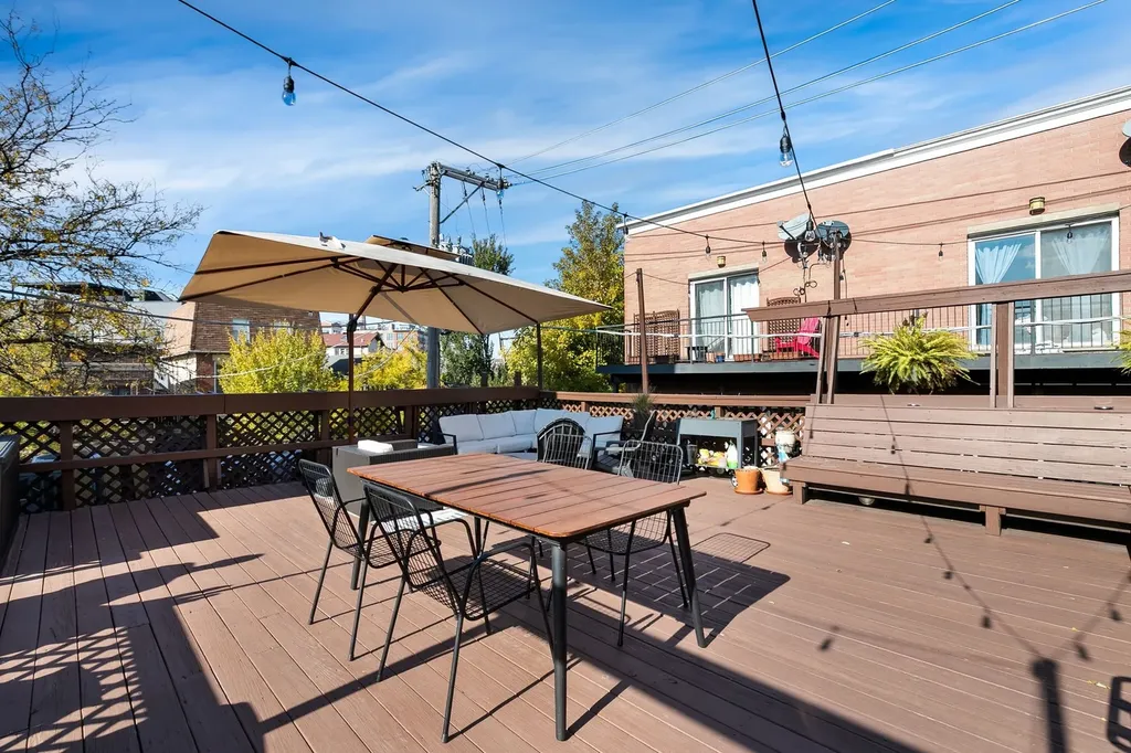 958 West Willow Street Chicago IL 60614