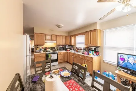 1617 North 35th Avenue Melrose Park IL 60160