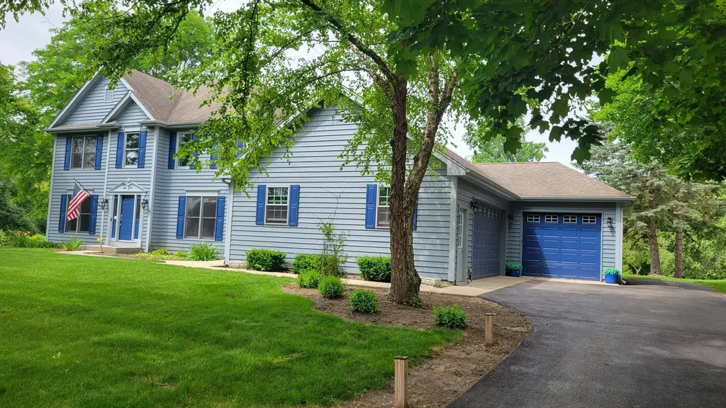 4001 Acacia Drive Crystal Lake IL 60012