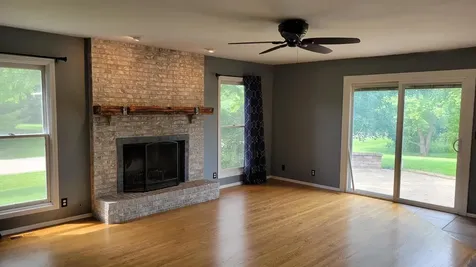 4001 Acacia Drive Crystal Lake IL 60012
