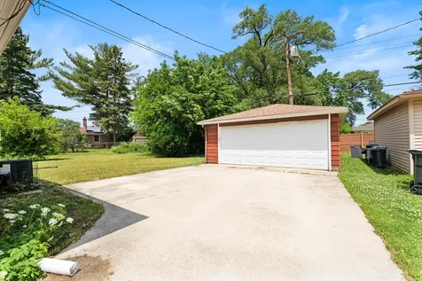 5512 Warren Street Morton Grove IL 60053