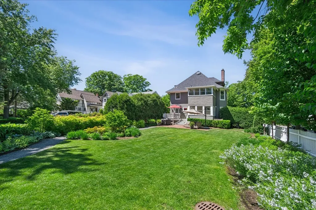 1001 Lake Avenue Wilmette IL 60091