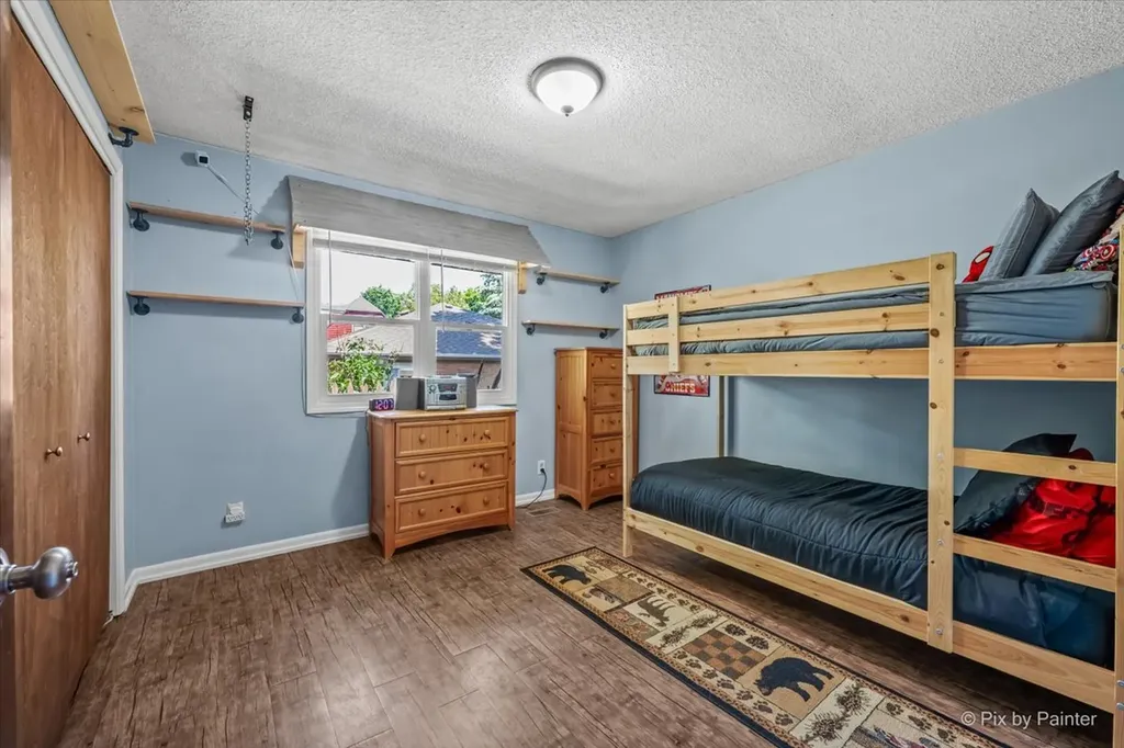 321 Ingleside Avenue Aurora IL 60506