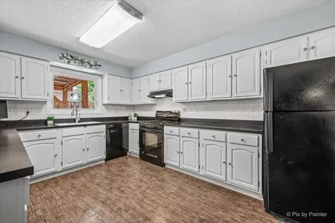 321 Ingleside Avenue Aurora IL 60506