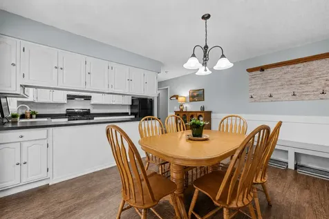 321 Ingleside Avenue Aurora IL 60506