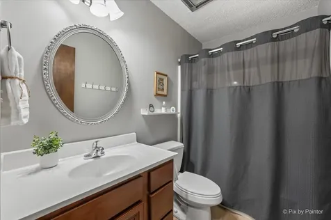 321 Ingleside Avenue Aurora IL 60506