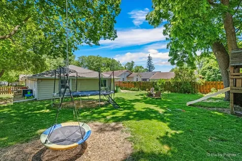 321 Ingleside Avenue Aurora IL 60506