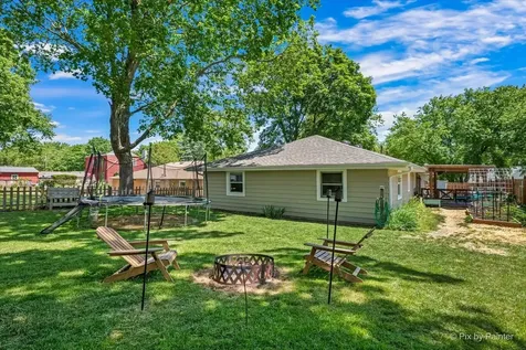 321 Ingleside Avenue Aurora IL 60506