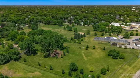 321 Ingleside Avenue Aurora IL 60506