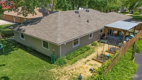 321 Ingleside Avenue Aurora IL 60506