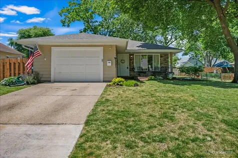 321 Ingleside Avenue Aurora IL 60506
