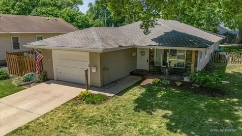 321 Ingleside Avenue Aurora IL 60506