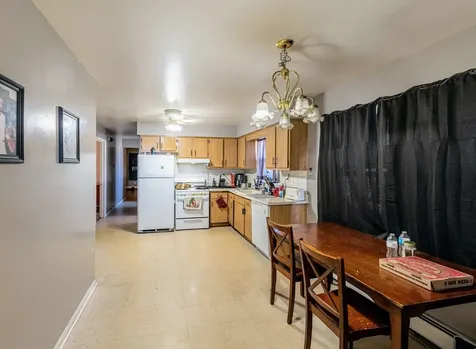 1619 North 35th Avenue Melrose Park IL 60160
