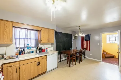1619 North 35th Avenue Melrose Park IL 60160