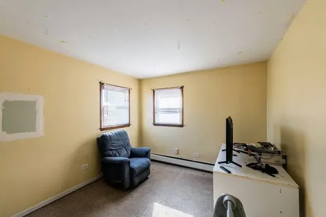 1619 North 35th Avenue Melrose Park IL 60160