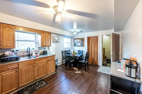 1619 North 35th Avenue Melrose Park IL 60160