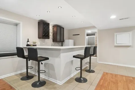 2313 Avalon Drive Buffalo Grove IL 60089