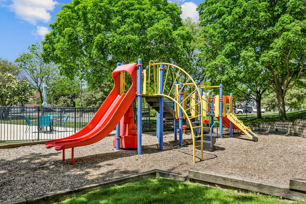 2910 Belle Lane Schaumburg IL 60193